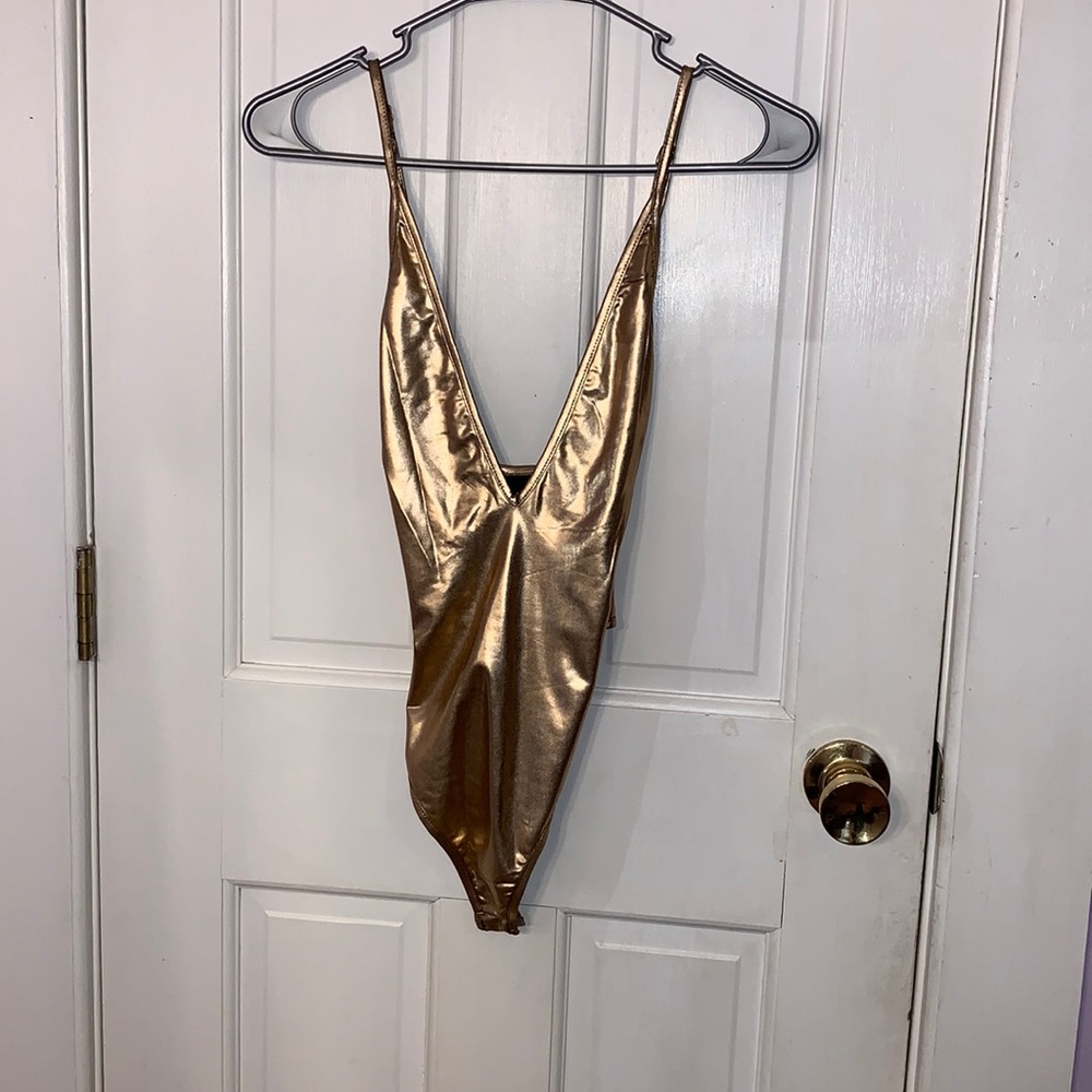 NEW GOLD METALLIC BODYSUIT